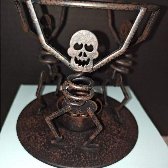 Partylite Halloween BONES AROMA MELTS WARMER P8603 Skeleton RETIRED Holder - Picture 4 of 8